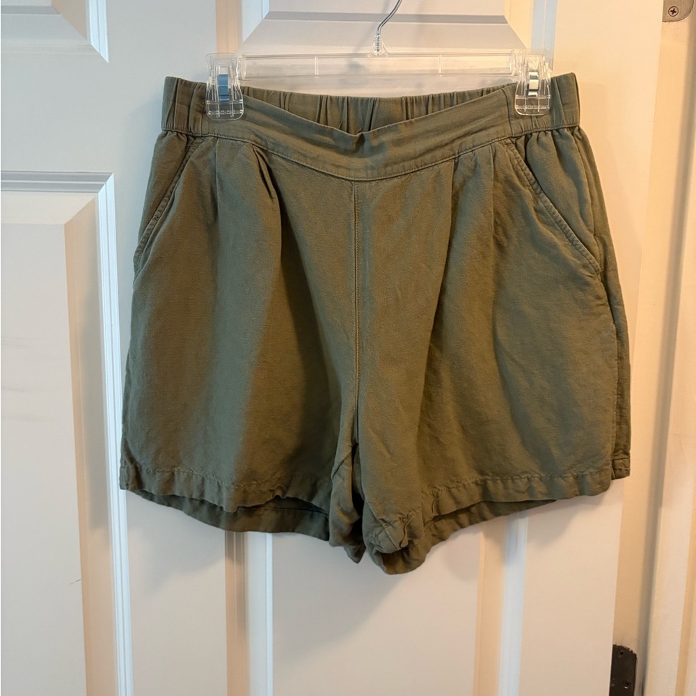 a new day Olive Women's Cargo Shorts